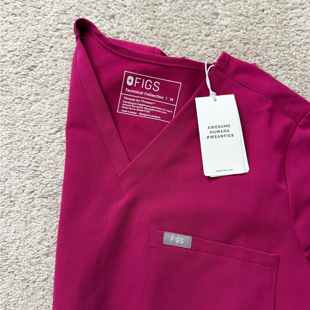 FIGS Scrubs BNWT Zamora & Catarina in dark magenta set - Picture 4 of 8